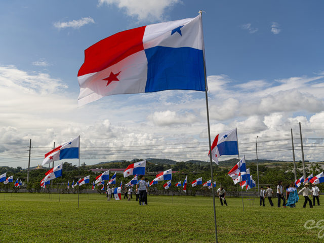 Siembra de Banderas en la Ciudad del Saber